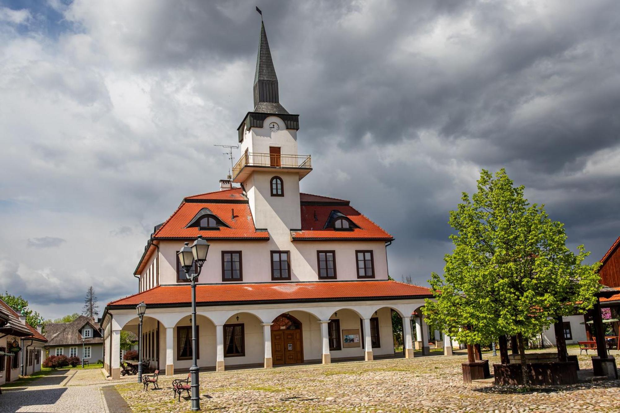 Nova.Galicja Hotel Nowy Sącz Exterior photo