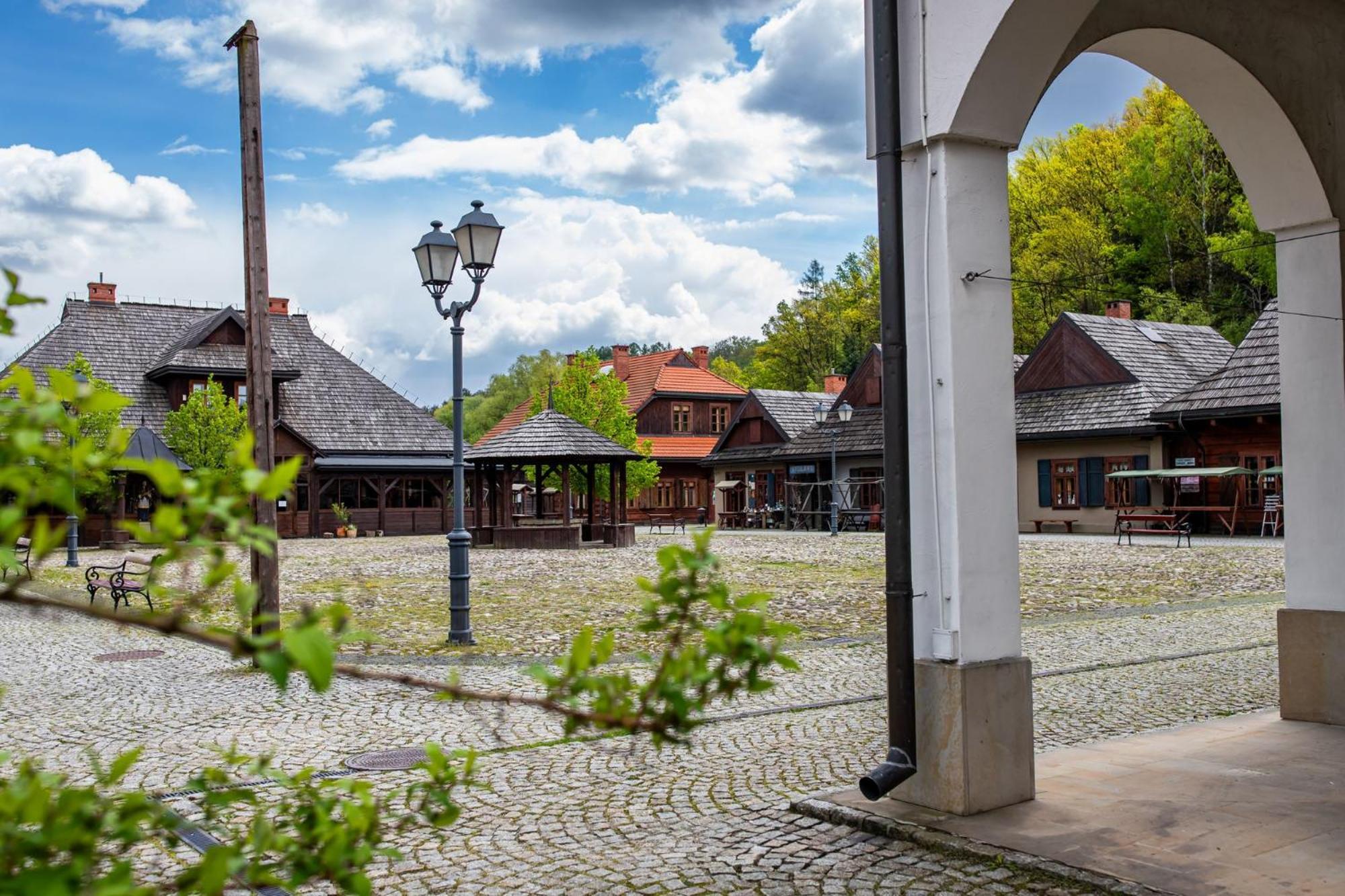 Nova.Galicja Hotel Nowy Sącz Exterior photo